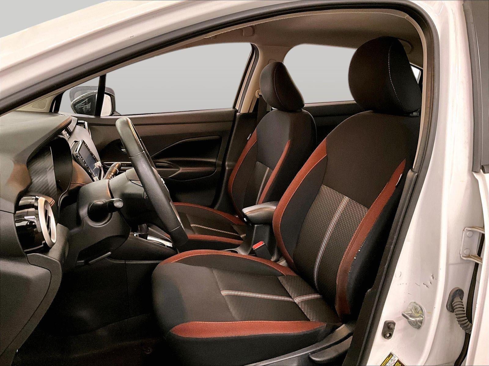 2023 Nissan Versa SR
