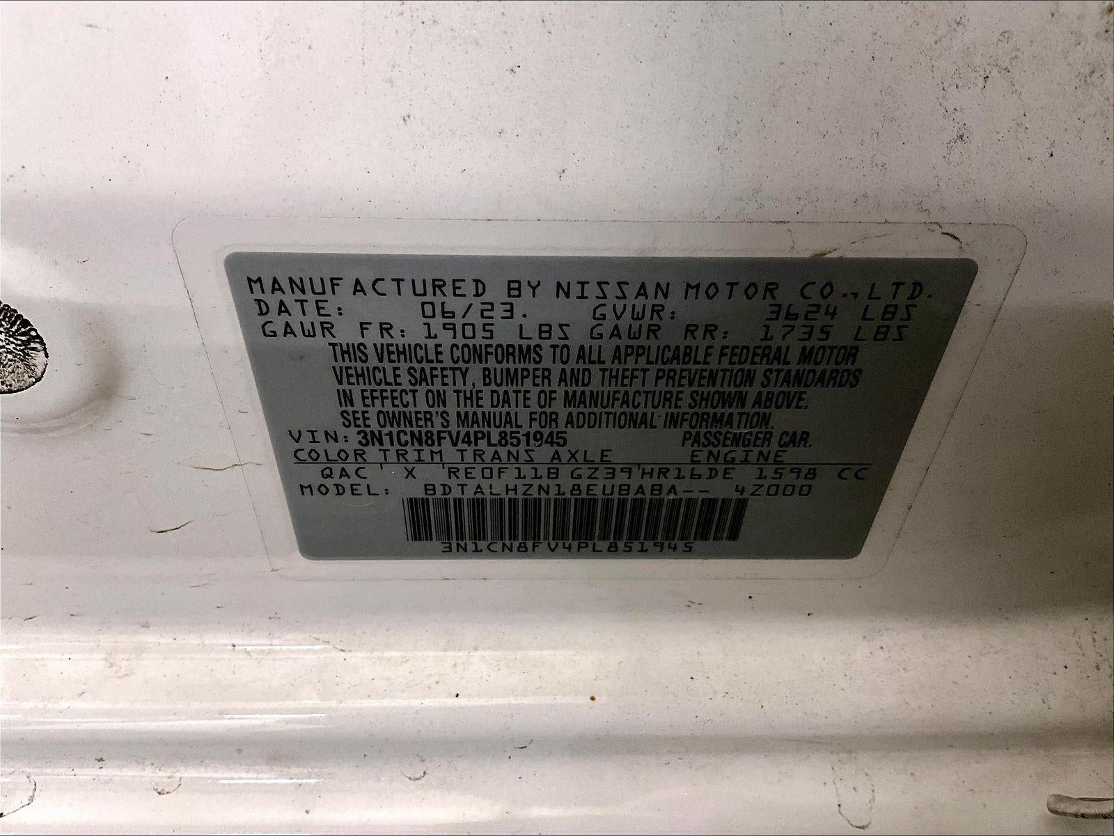 2023 Nissan Versa SR