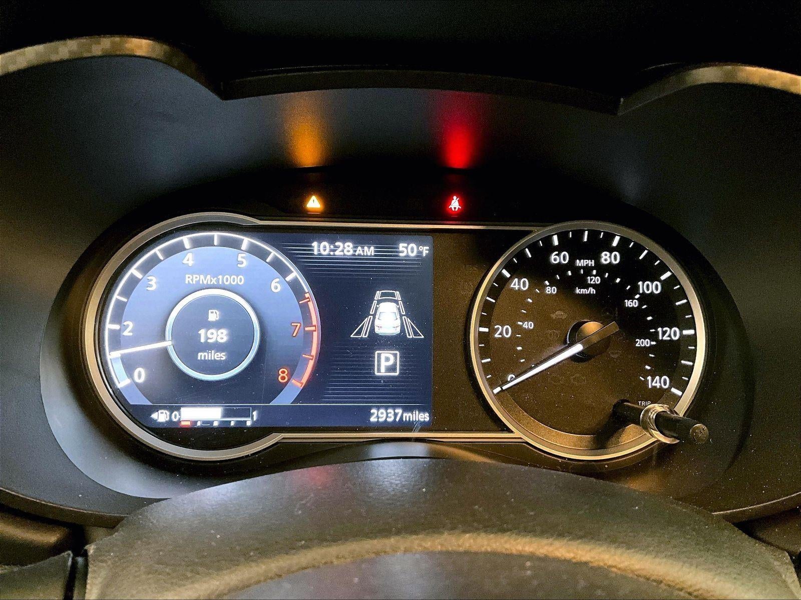 2024 Nissan Versa SR