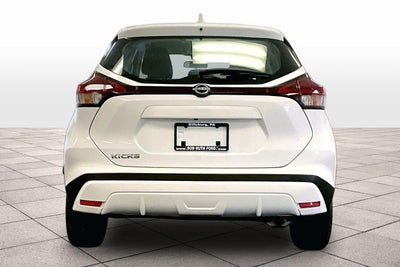 2022 Nissan Kicks S