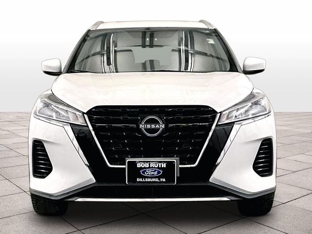 2022 Nissan Kicks SV
