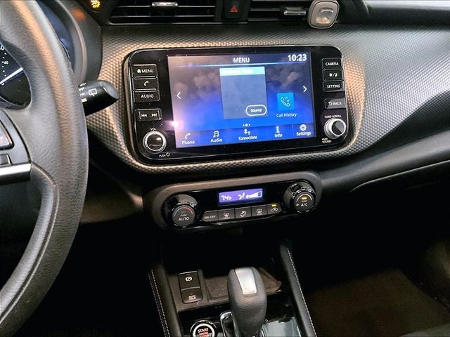 2022 Nissan Kicks SV