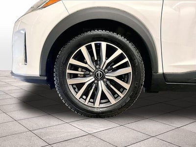 2022 Nissan Kicks SV