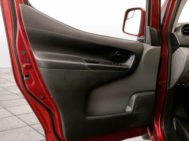 2019 Nissan NV200 SV