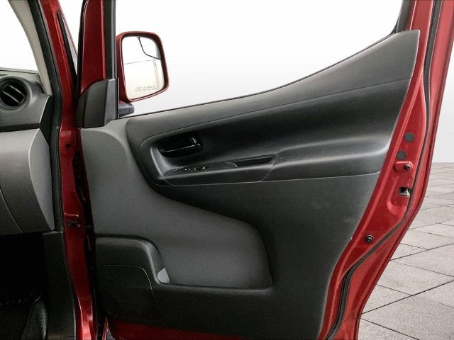 2019 Nissan NV200 SV