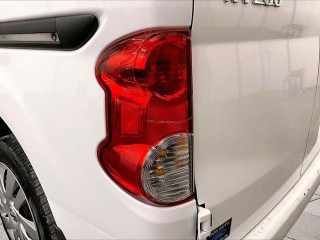 2020 Nissan NV200 SV