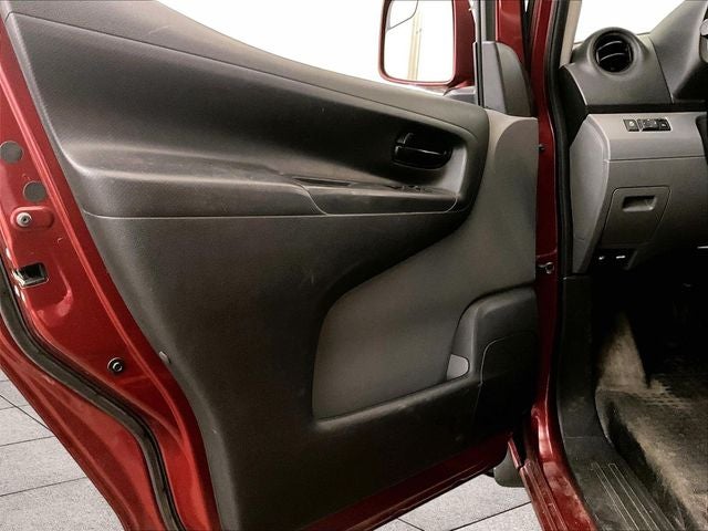 2019 Nissan NV200 SV