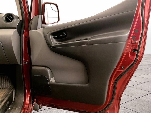 2019 Nissan NV200 SV