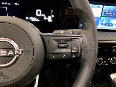 2025 Nissan Kicks SV