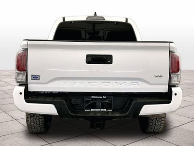 2022 Toyota Tacoma TRD Off-Road V6