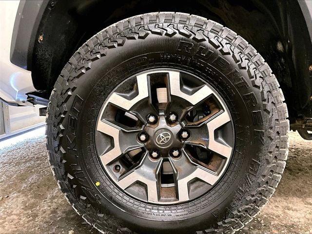 2022 Toyota Tacoma TRD Off-Road V6