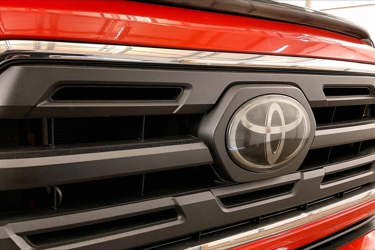 2018 Toyota Tacoma SR5