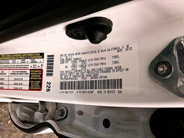 2023 Toyota Tacoma SR V6