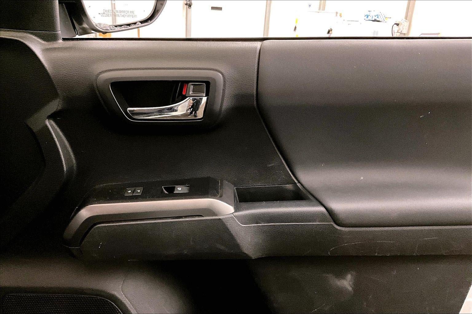 2022 Toyota Tacoma TRD Off-Road