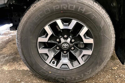 2022 Toyota Tacoma TRD Off-Road