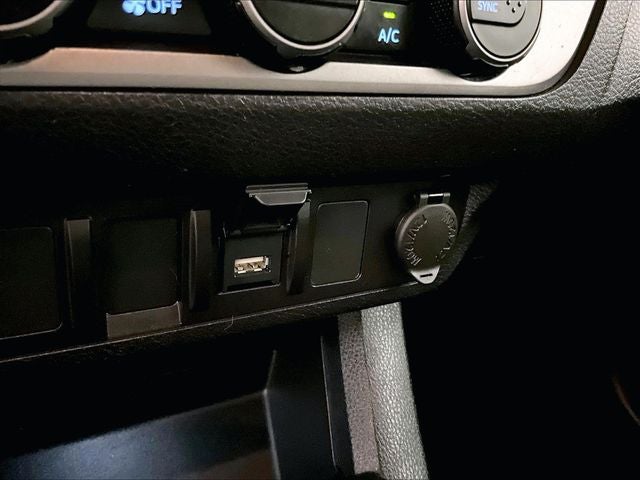 2022 Toyota Tacoma SR V6
