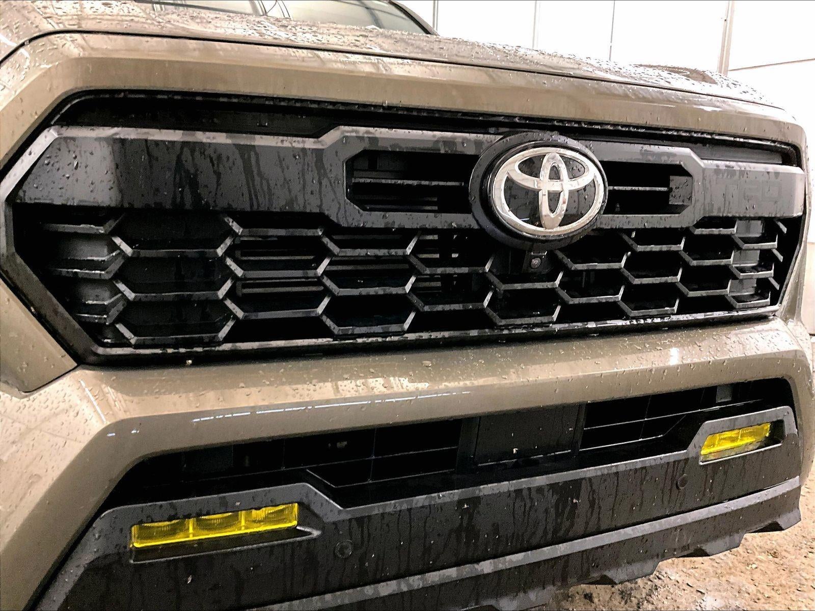 2024 Toyota Tacoma TRD Off-Road HV