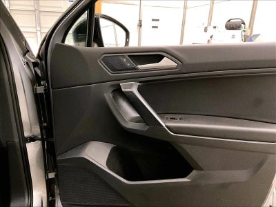 2021 Volkswagen Tiguan SE R-Line Black
