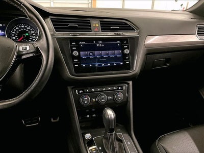 2021 Volkswagen Tiguan SE R-Line Black