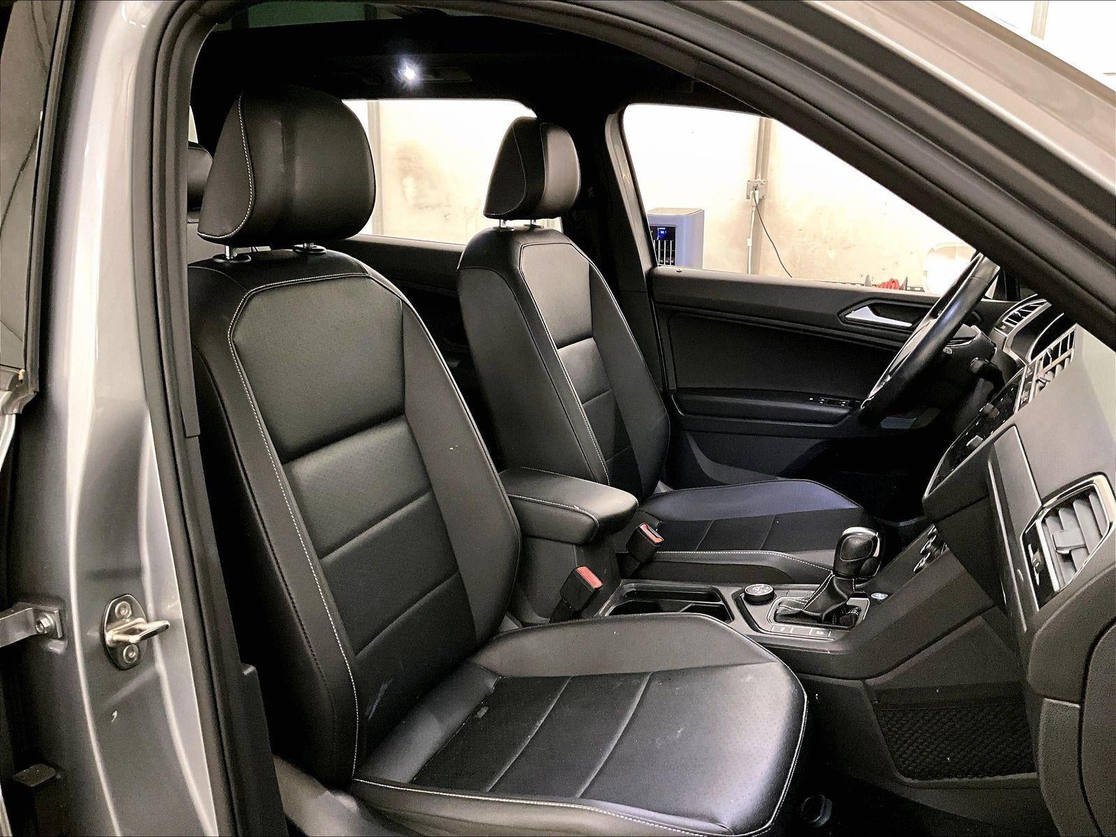 2021 Volkswagen Tiguan SE R-Line Black