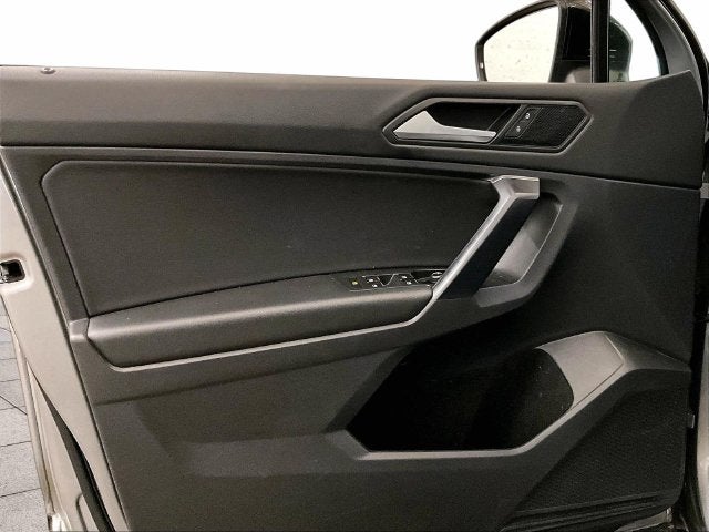 2021 Volkswagen Tiguan 2.0T SE R-Line Black