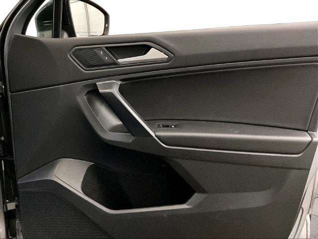 2021 Volkswagen Tiguan 2.0T SE R-Line Black