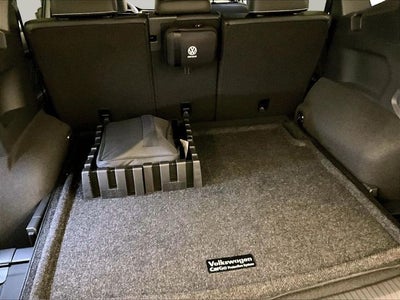 2024 Volkswagen Tiguan 2.0T SEL R-Line