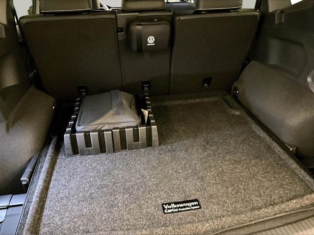 2024 Volkswagen Tiguan 2.0T SEL R-Line