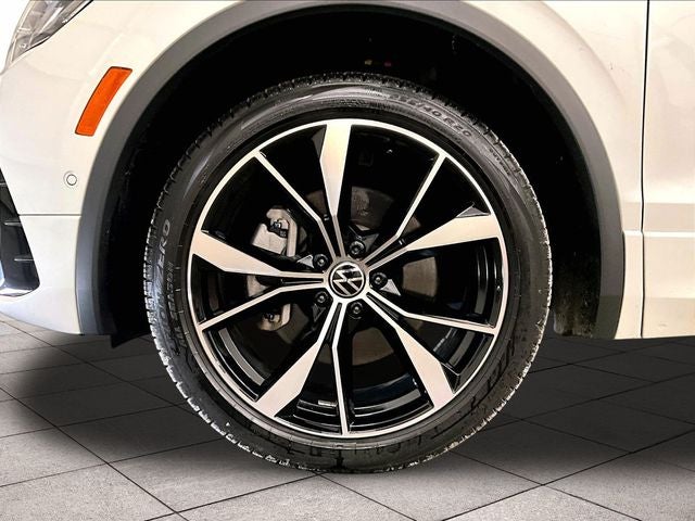 2024 Volkswagen Tiguan 2.0T SEL R-Line