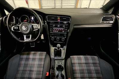 2018 Volkswagen Golf GTI S