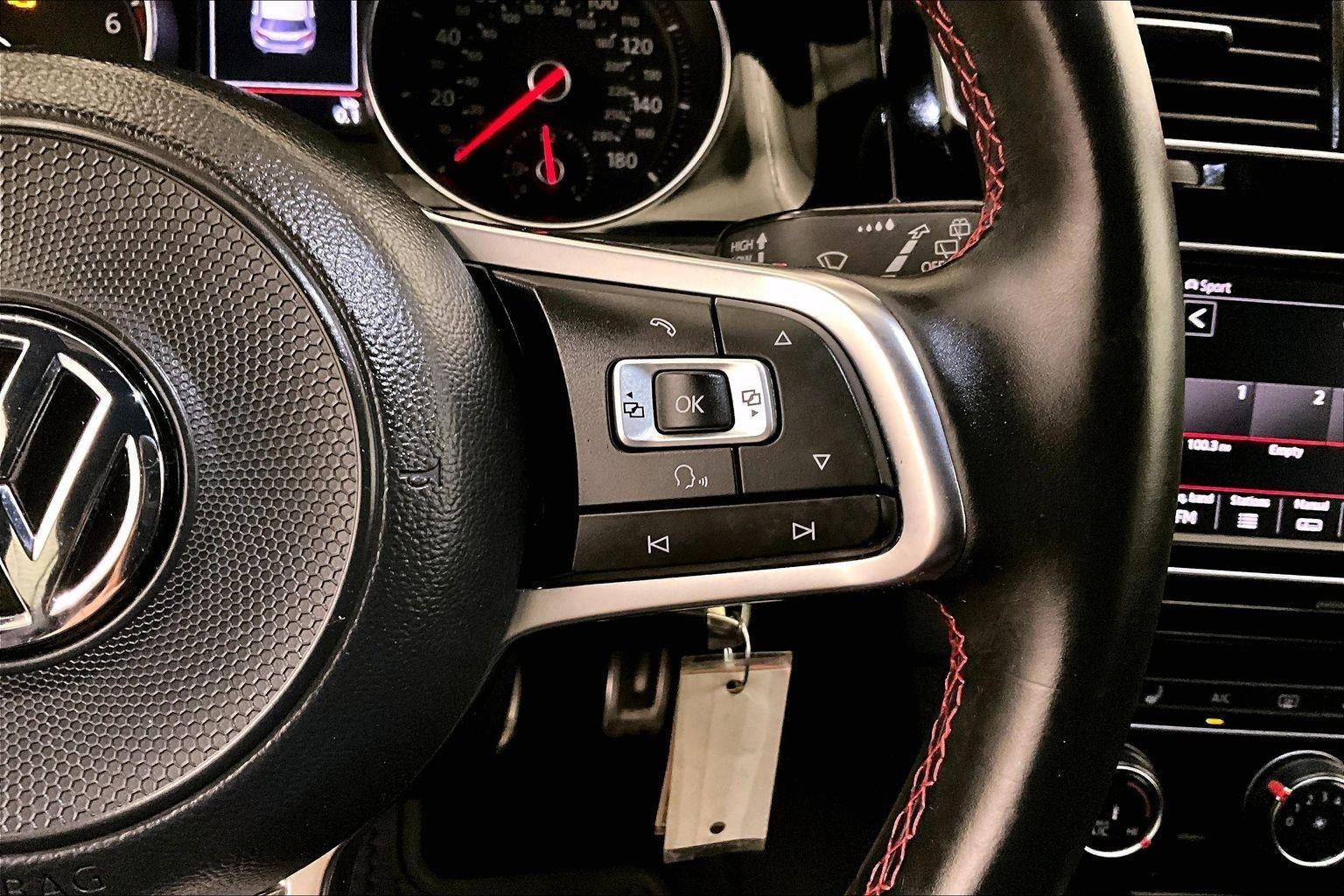 2018 Volkswagen Golf GTI S