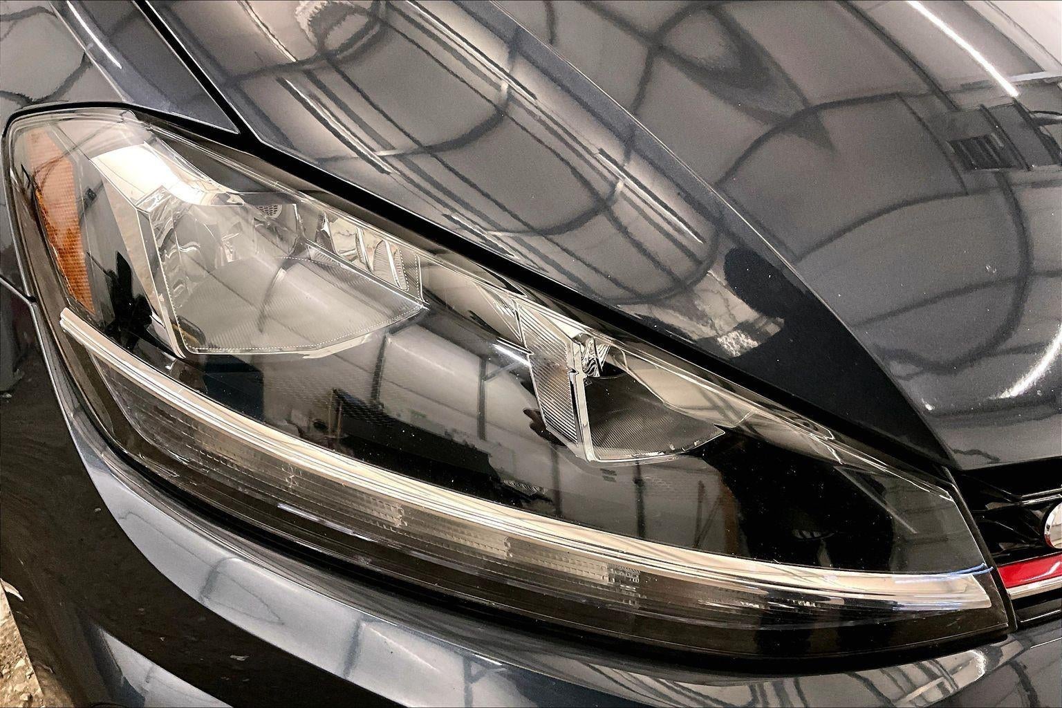 2018 Volkswagen Golf GTI S