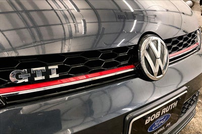 2018 Volkswagen Golf GTI S