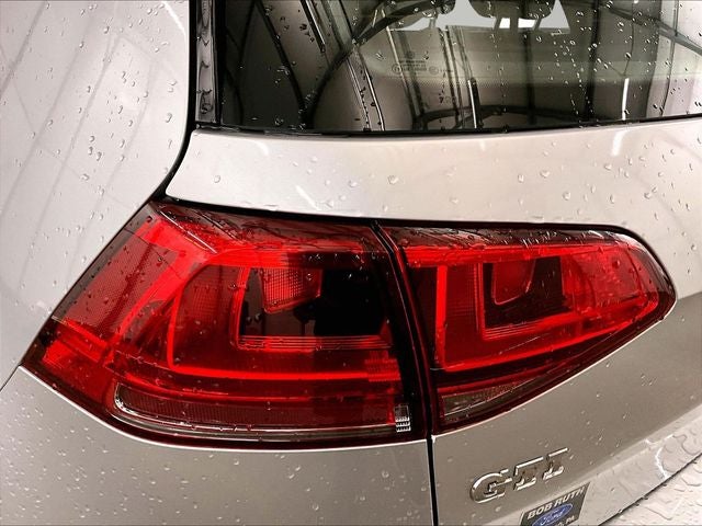 2015 Volkswagen Golf GTI 2.0T S