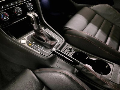 2019 Volkswagen Golf GTI SE