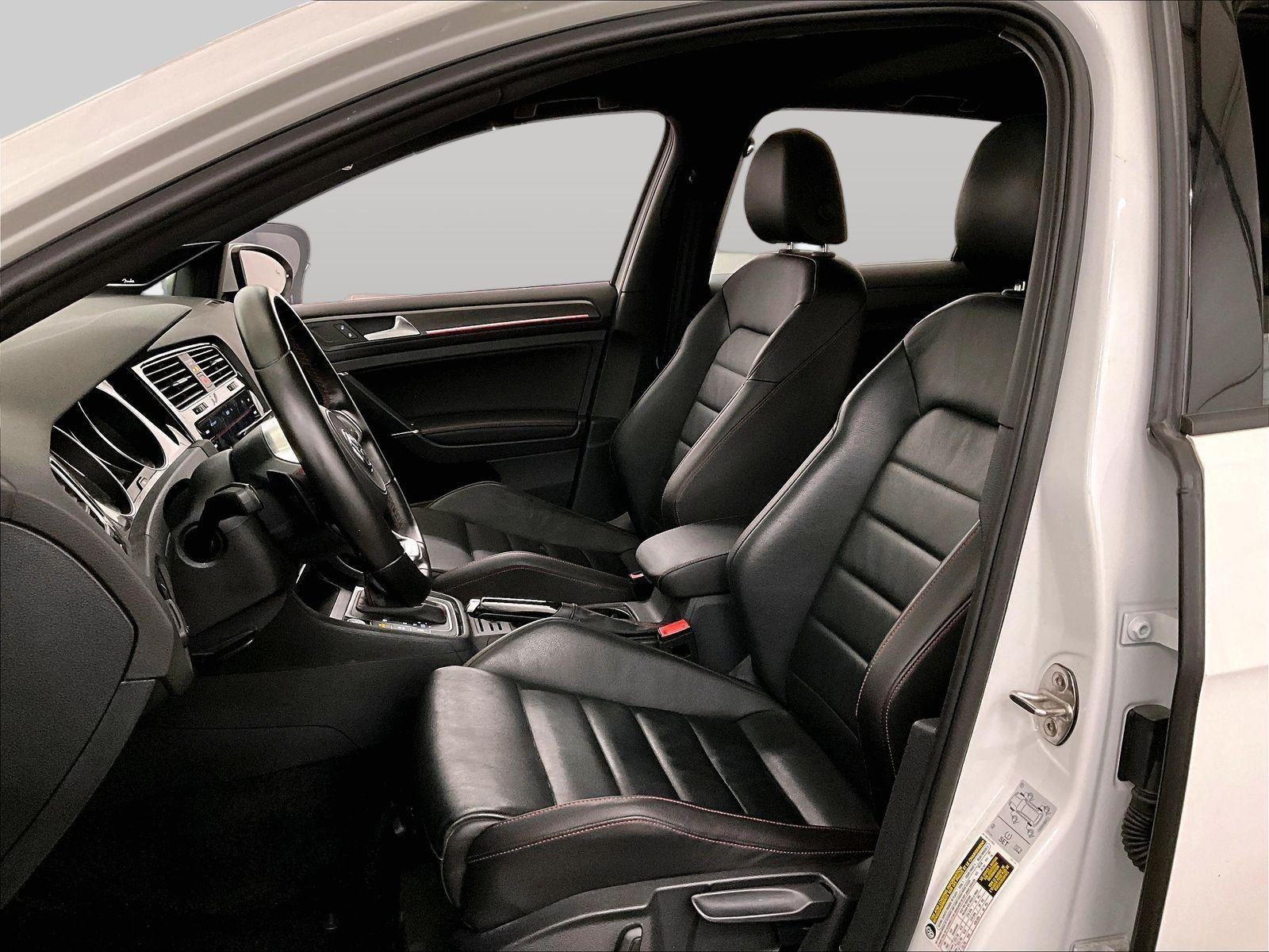 2019 Volkswagen Golf GTI SE