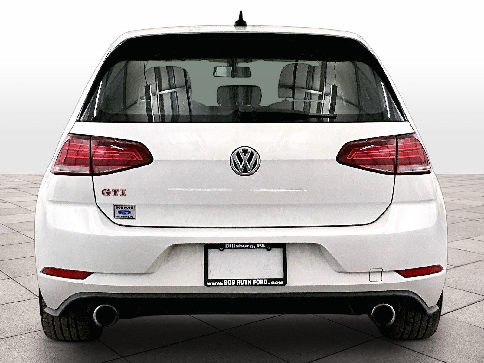 2019 Volkswagen Golf GTI SE