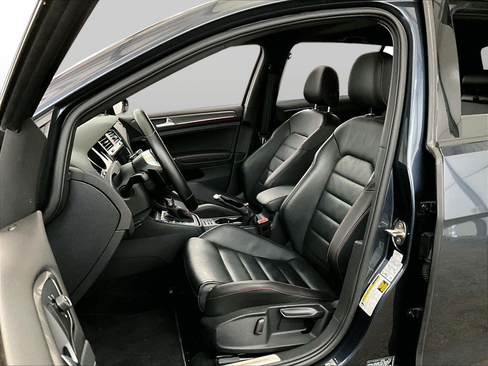 2019 Volkswagen Golf GTI S