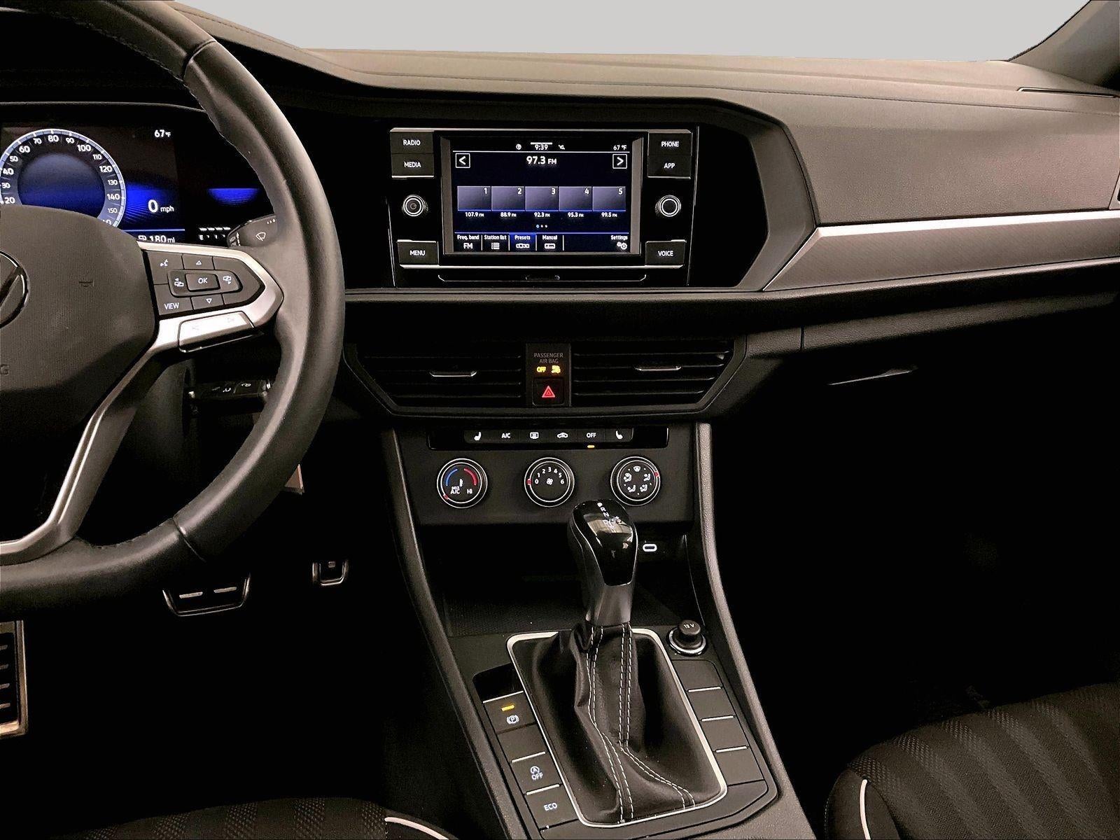 2024 Volkswagen Jetta Sport