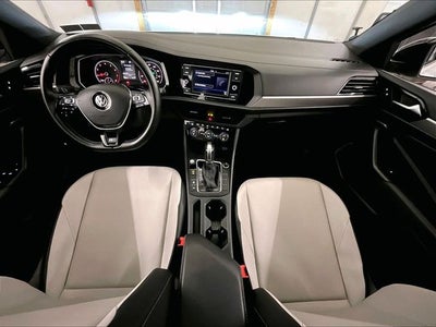 2019 Volkswagen Jetta R-Line