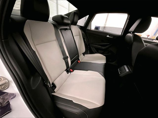 2019 Volkswagen Jetta R-Line