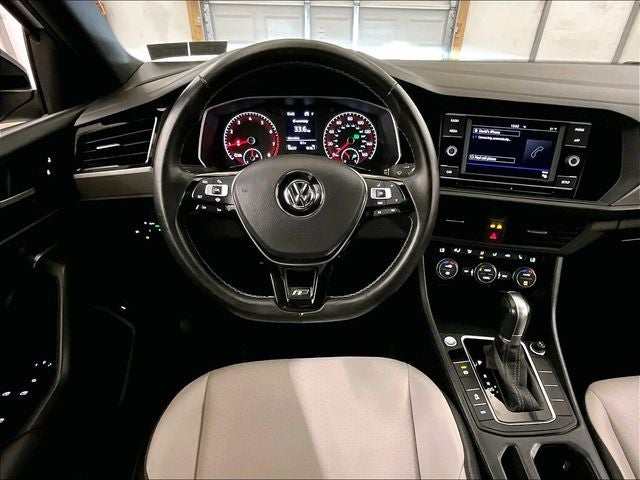 2019 Volkswagen Jetta R-Line
