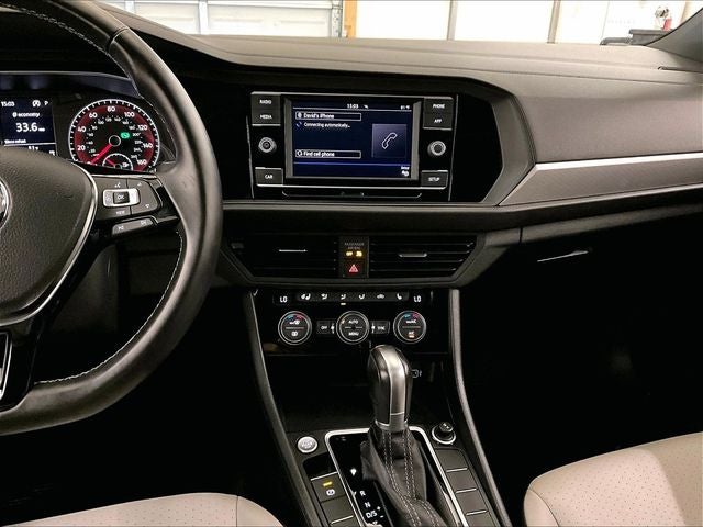 2019 Volkswagen Jetta R-Line