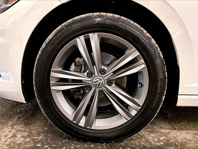 2019 Volkswagen Jetta R-Line