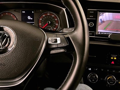 2019 Volkswagen Jetta R-Line