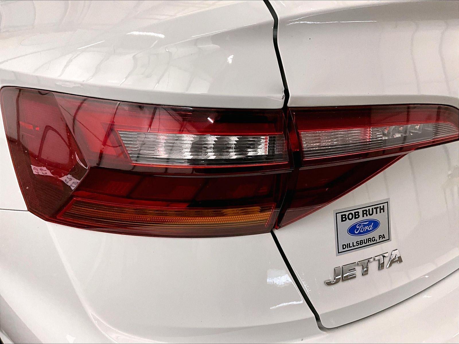 2019 Volkswagen Jetta R-Line