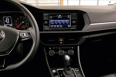 2020 Volkswagen Jetta SE