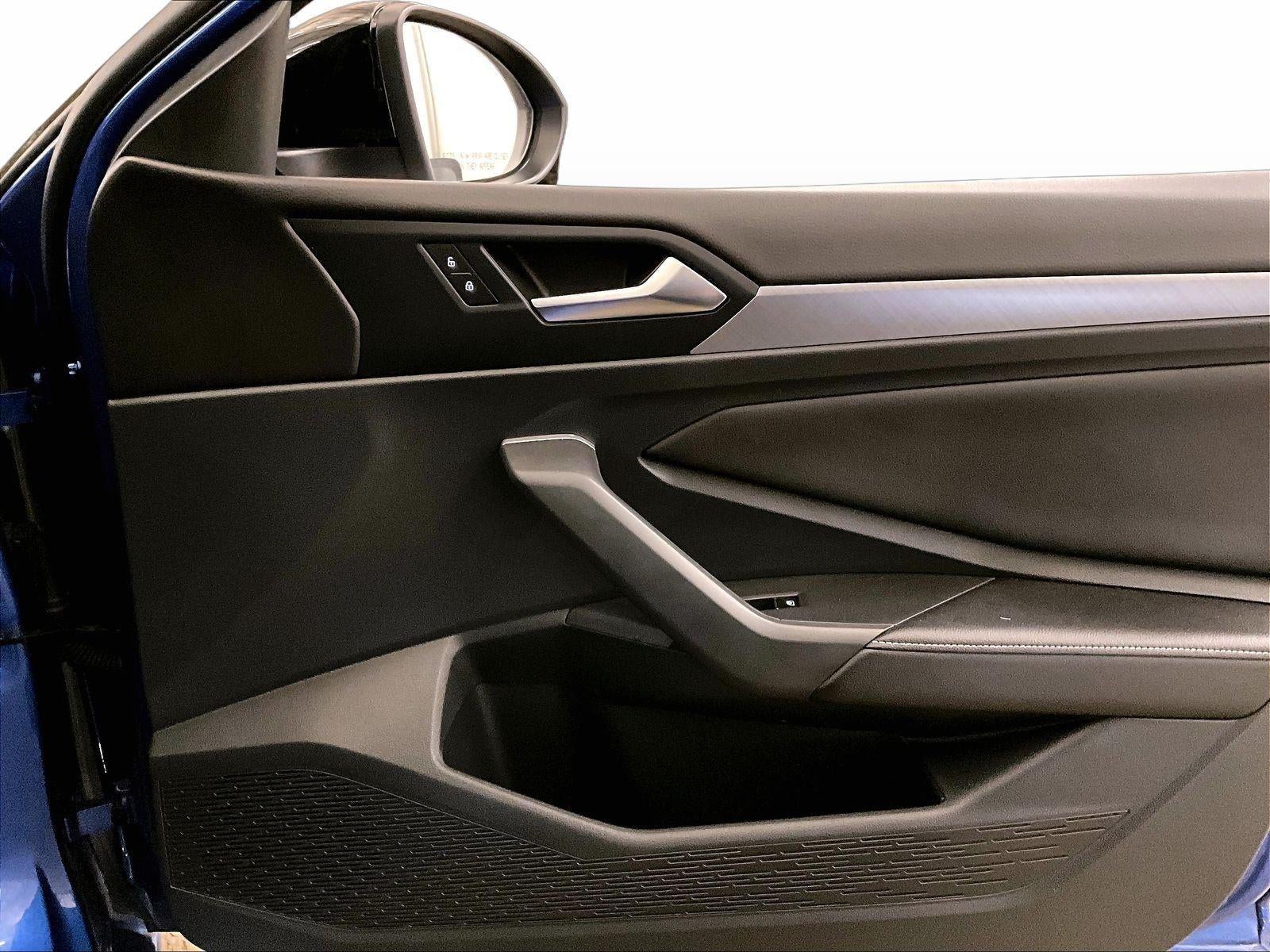 2023 Volkswagen Jetta SE