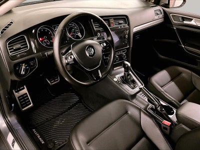 2018 Volkswagen Golf Alltrack SE