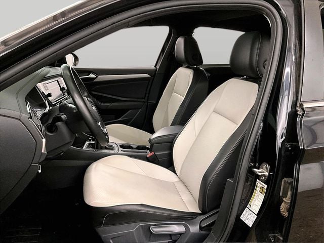 2021 Volkswagen Jetta R-Line